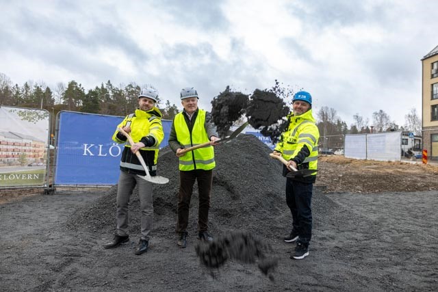 Första spadtaget vid projektet Södergården i Tyresö